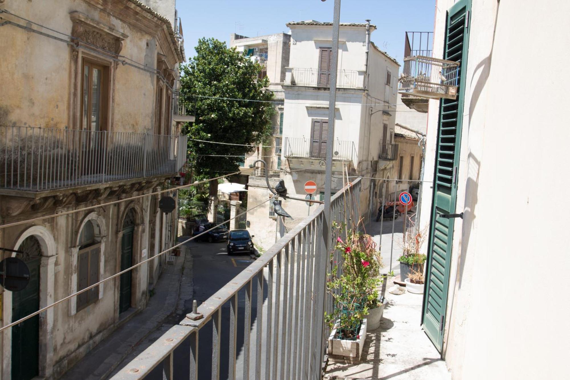 Casa Verde Dafni Ragusa Bagian luar foto